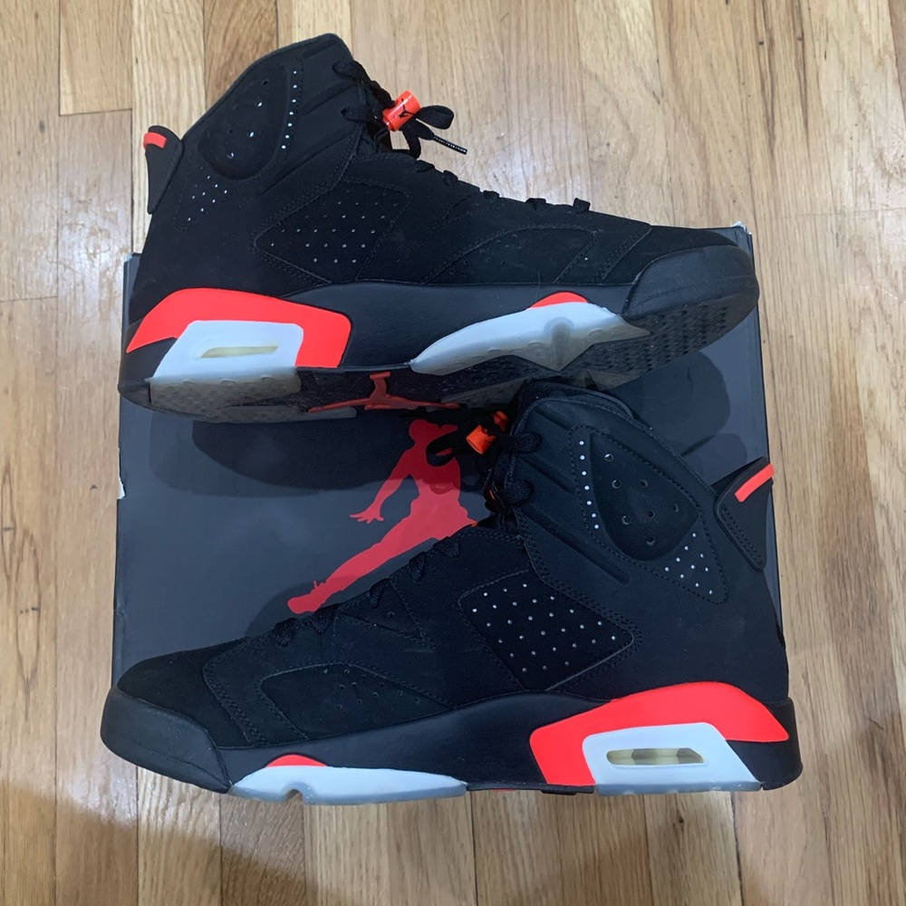 Jordan 6 Retro Infared - Picture 2 of 7